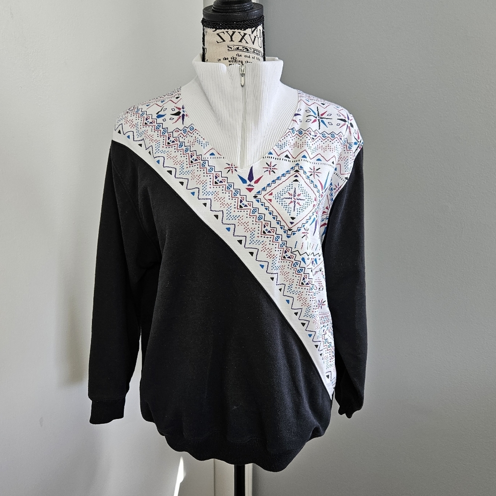 Vintage 80s Black & White Zip Up Turtle Neck Retro Sweater